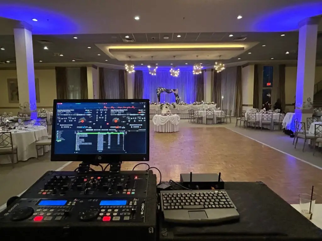 Chicago, IL DJ Services