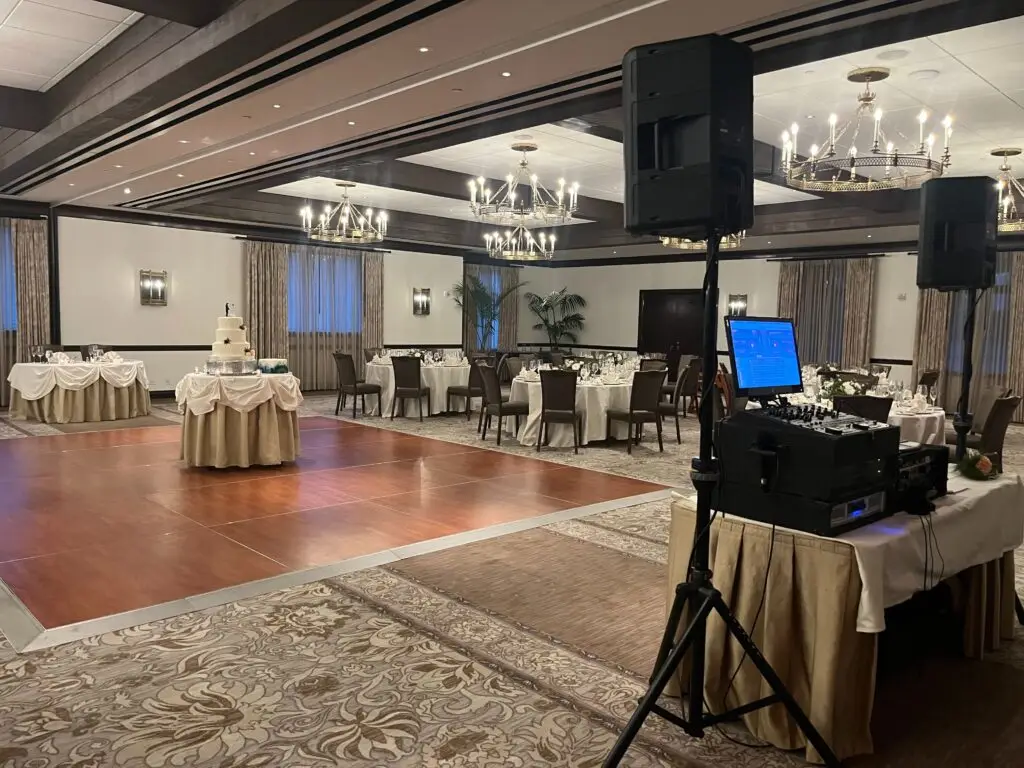 Deer Path Inn 6